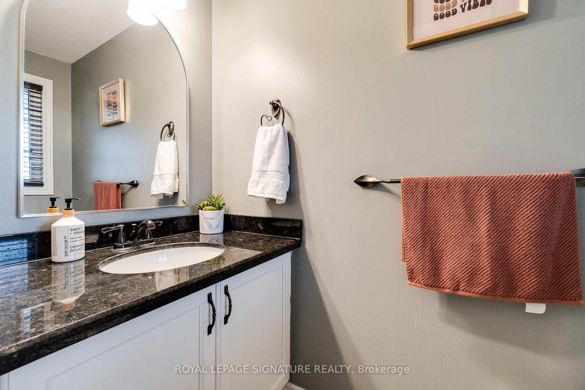 Photo 18 of 901 Copper Leaf Crescent, Kitchener — HOMEH