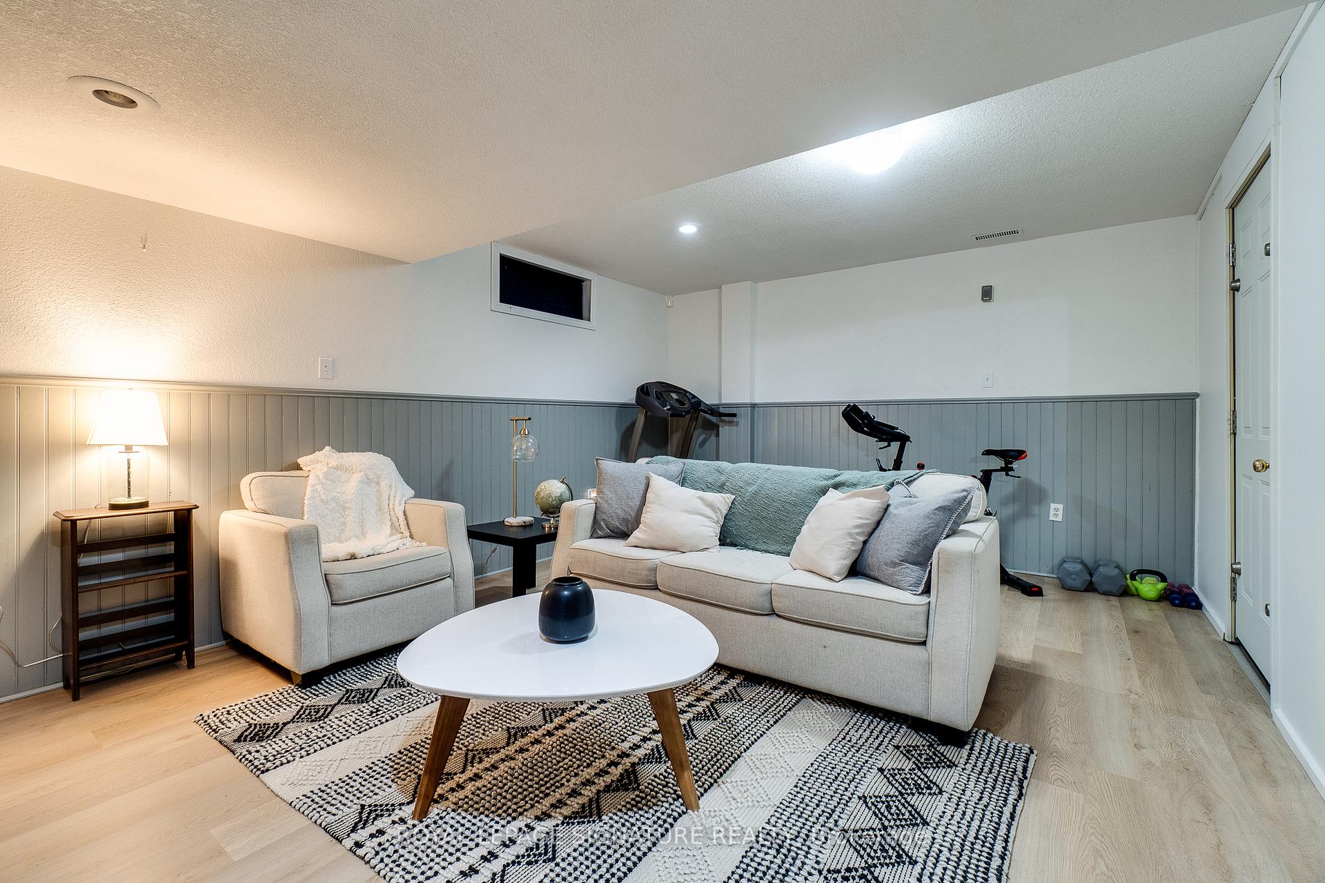 Photo 27 of 901 Copper Leaf Crescent, Kitchener — HOMEH