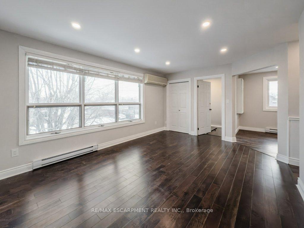 Photo 6 of Unit 3, 78 East 45th Street, Hamilton, Sunninghill — HOMEH