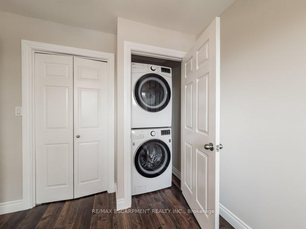 Photo 17 of Unit 3, 78 East 45th Street, Hamilton, Sunninghill — HOMEH