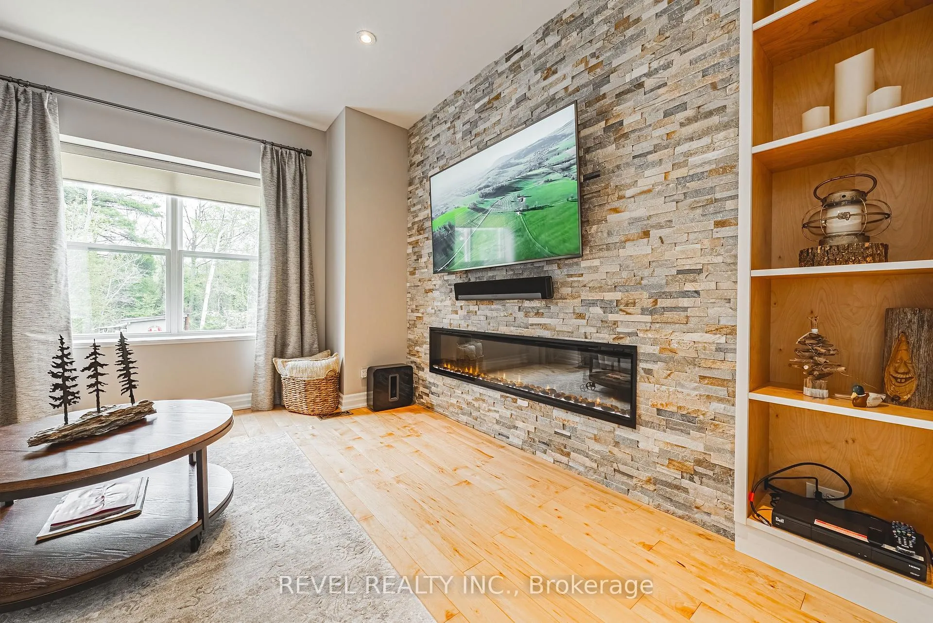 Photo 13 of 8305 Canyon Road, Milton, Campbellville — HOMEH