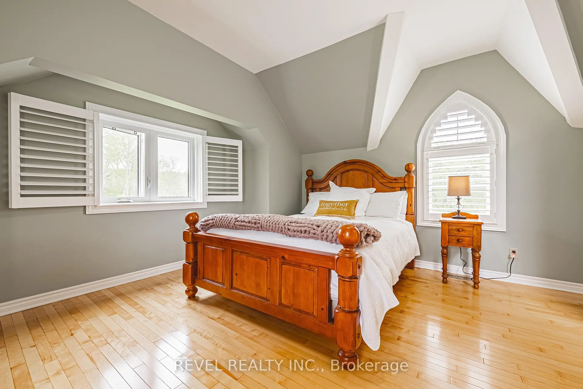 Photo 21 of 8305 Canyon Road, Milton, Campbellville — HOMEH