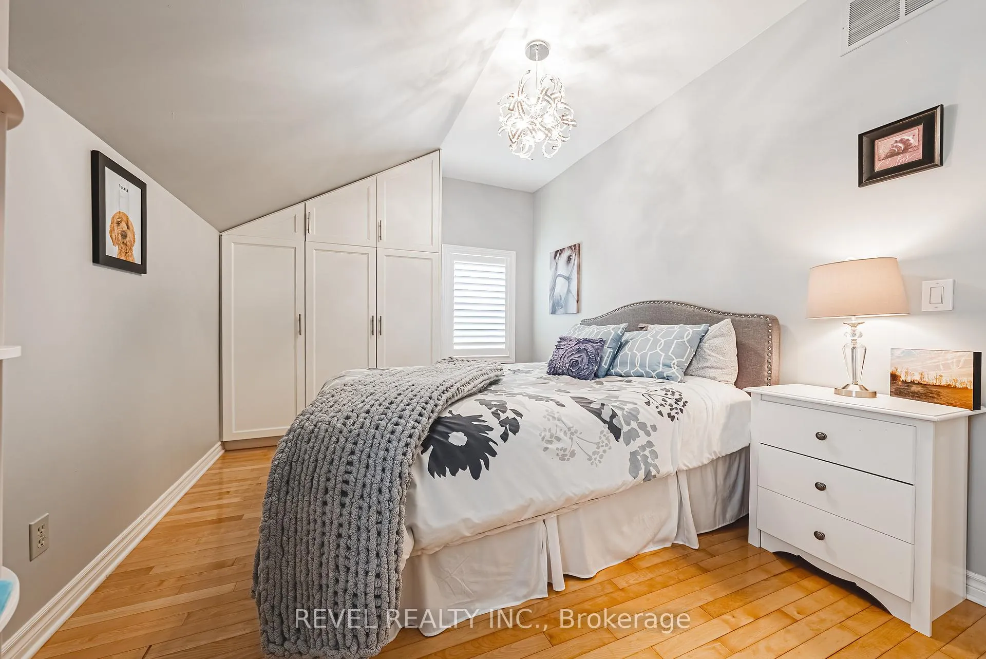Photo 23 of 8305 Canyon Road, Milton, Campbellville — HOMEH