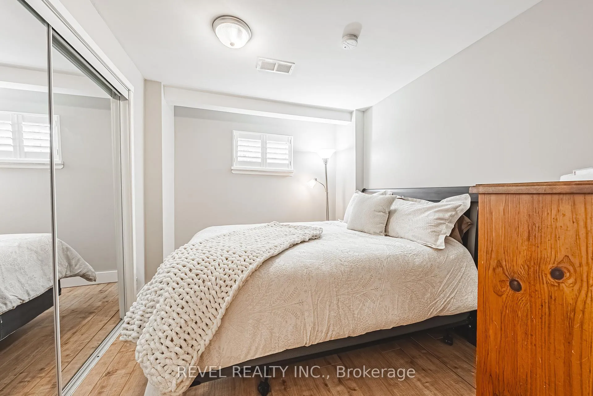 Photo 28 of 8305 Canyon Road, Milton, Campbellville — HOMEH