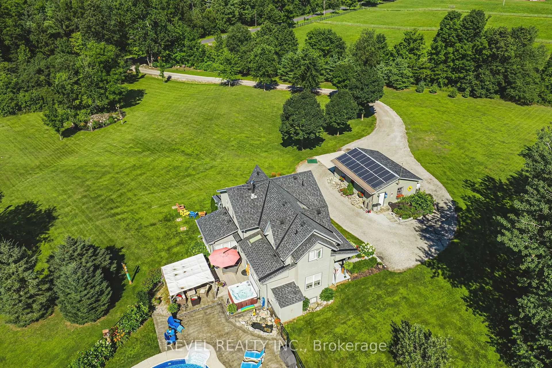 Photo 35 of 8305 Canyon Road, Milton, Campbellville — HOMEH