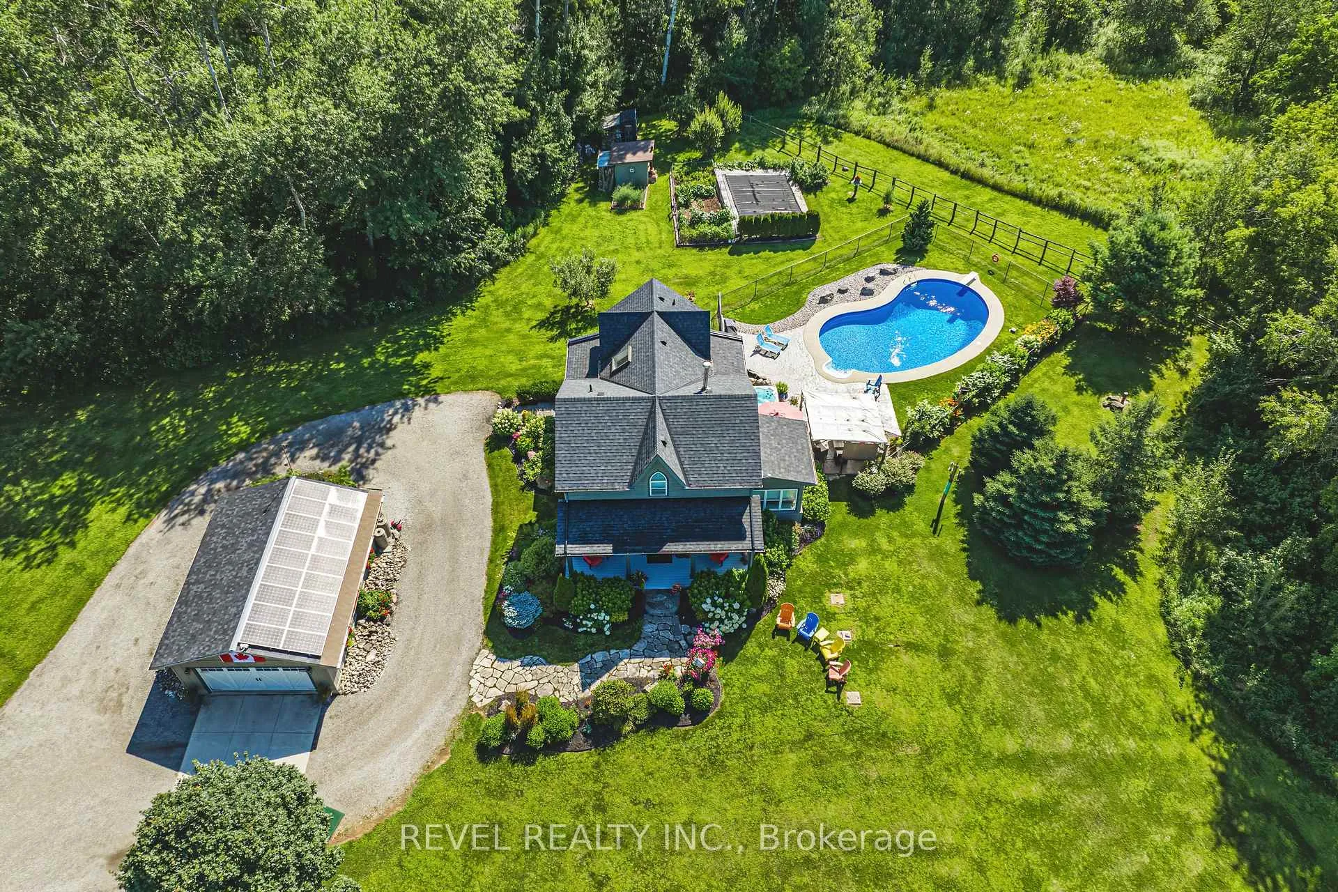 Photo 36 of 8305 Canyon Road, Milton, Campbellville — HOMEH