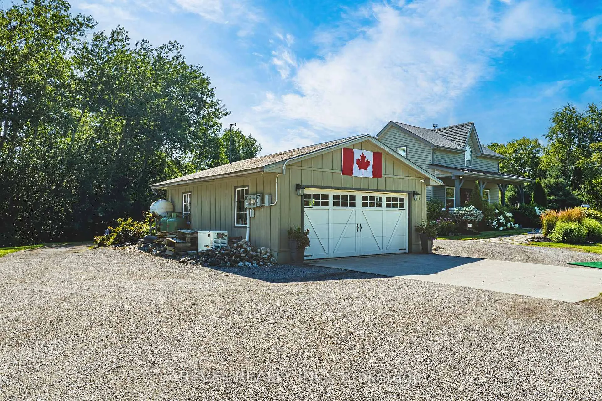 Photo 37 of 8305 Canyon Road, Milton, Campbellville — HOMEH