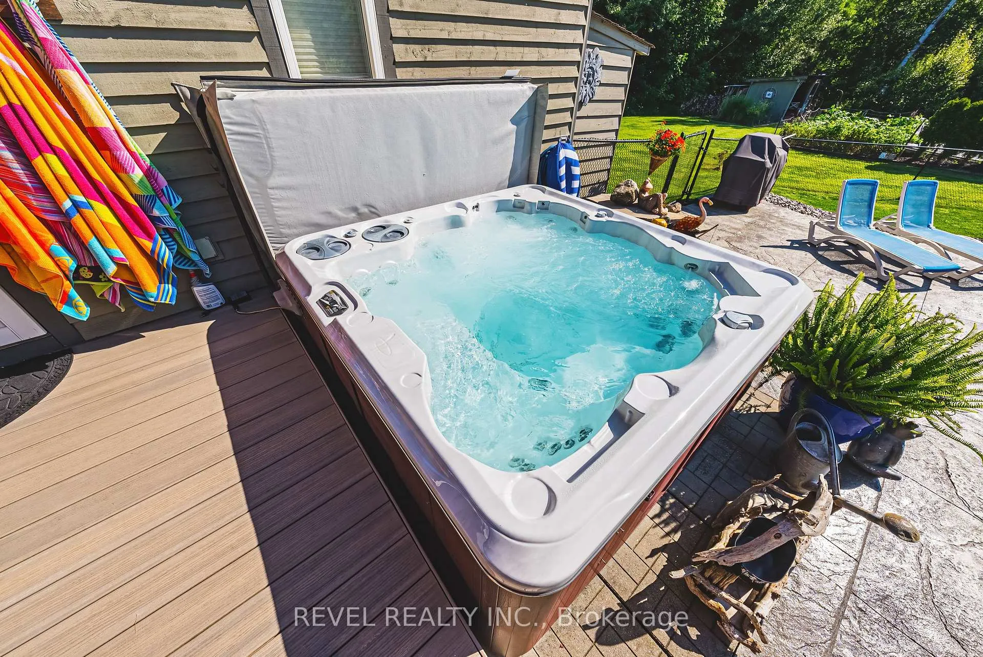 Photo 41 of 8305 Canyon Road, Milton, Campbellville — HOMEH