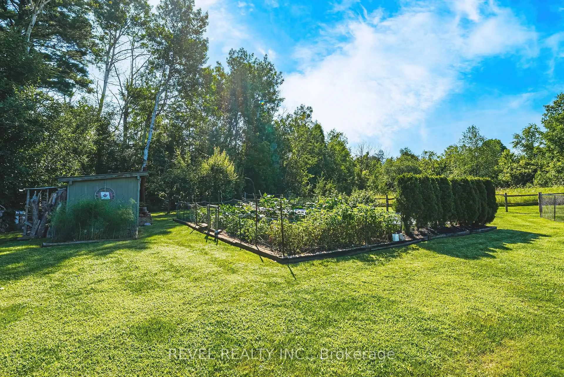 Photo 43 of 8305 Canyon Road, Milton, Campbellville — HOMEH