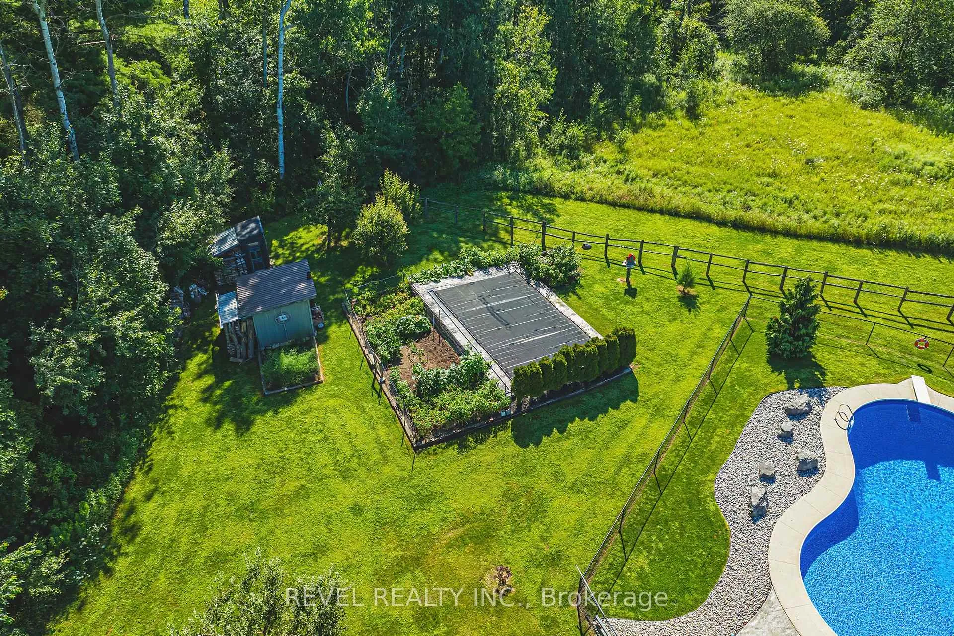 Photo 45 of 8305 Canyon Road, Milton, Campbellville — HOMEH