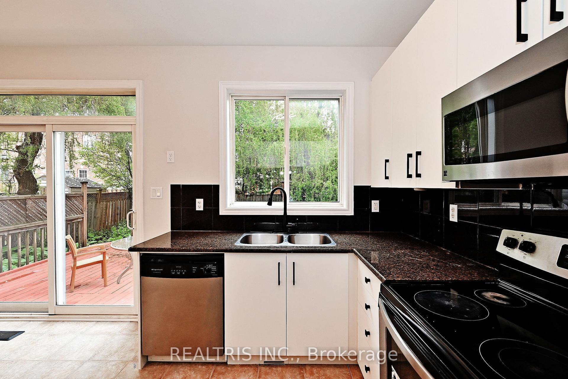 Photo 15 of 3 Hammersly Boulevard, Markham, Wismer — HOMEH