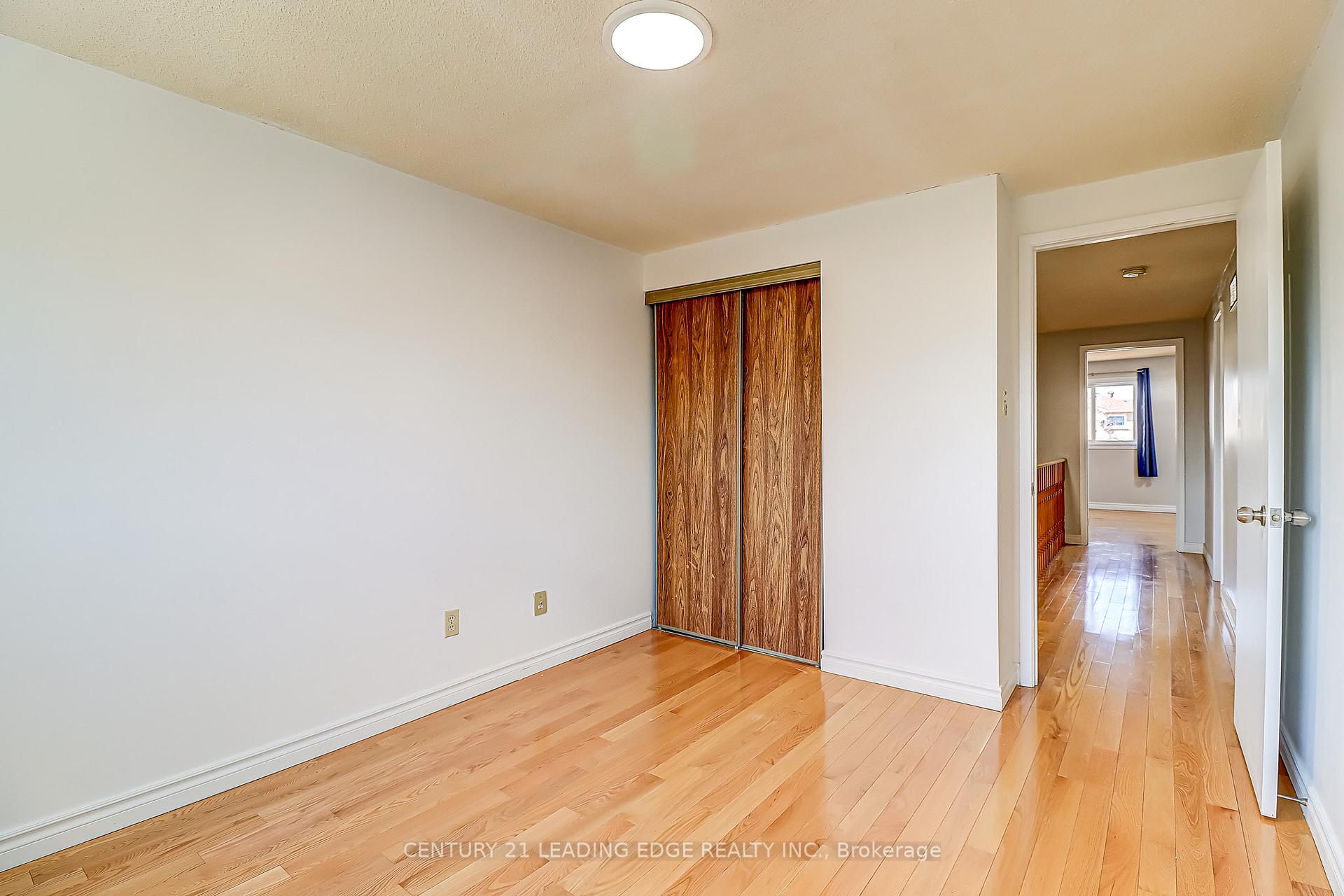 Photo 22 of 47 Ingram Road, Markham, Milliken Mills East — HOMEH