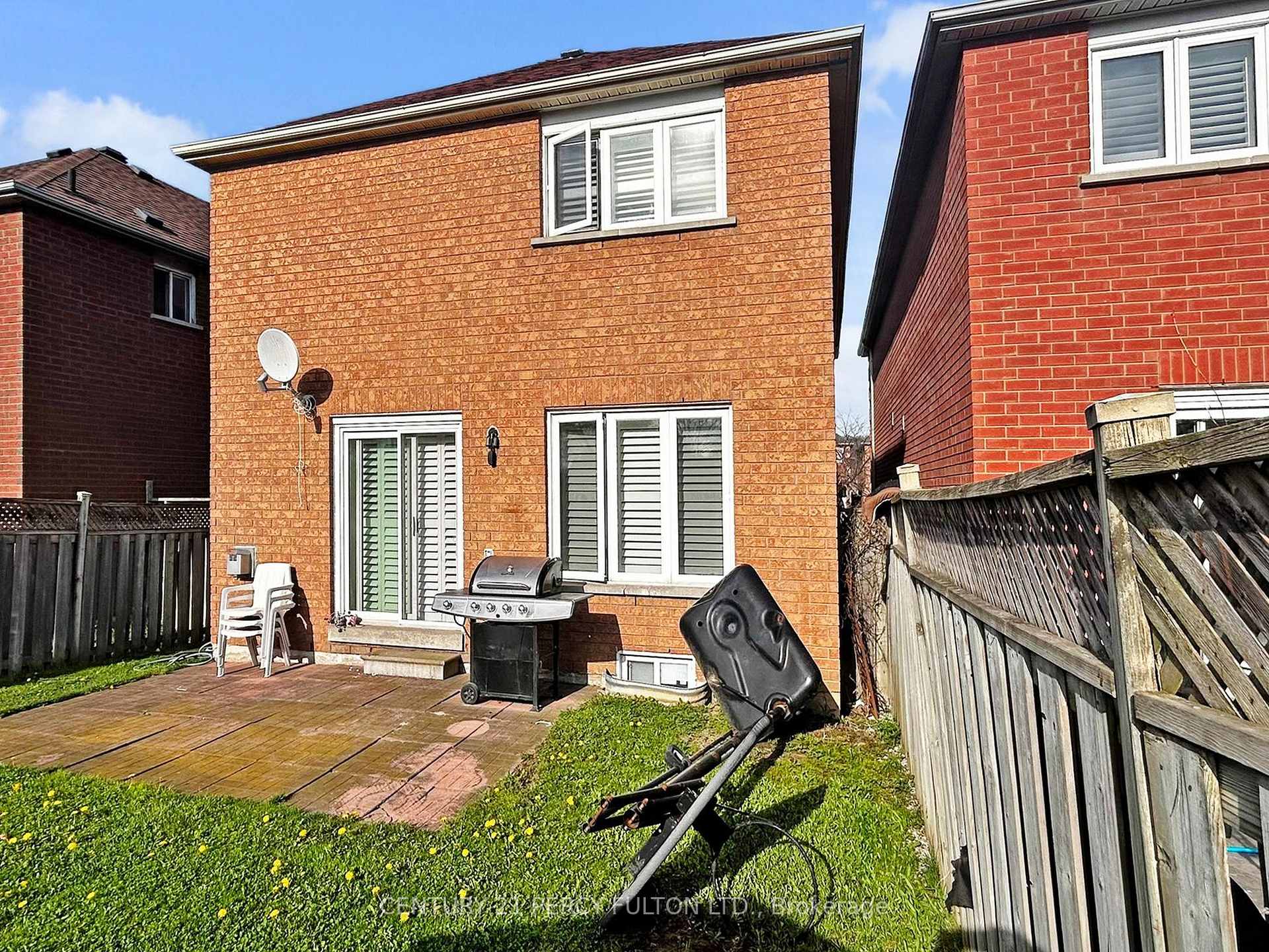 Photo 42 of 74 Doubtfire Crescent, Markham, Middlefield — HOMEH