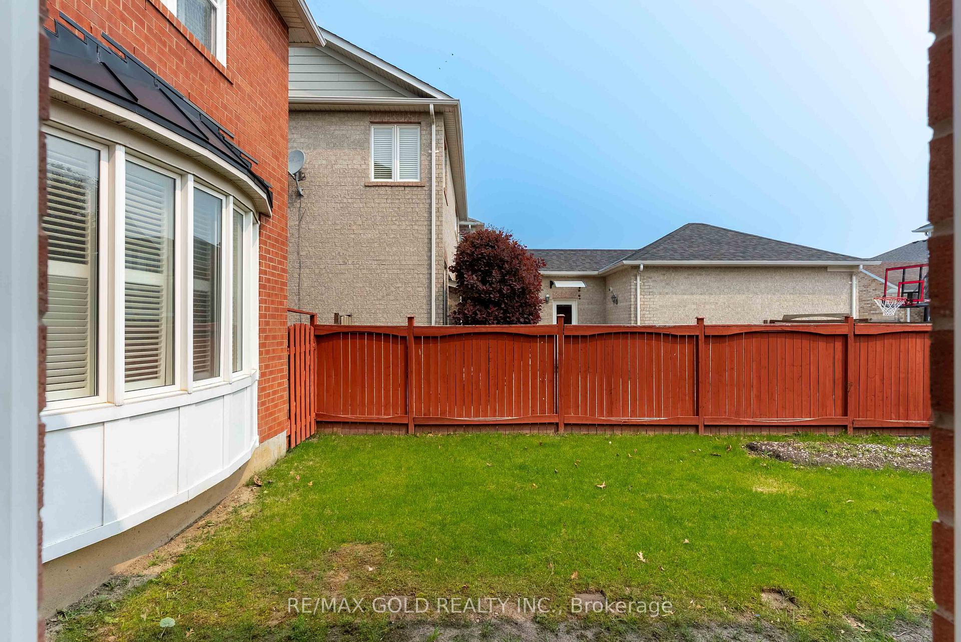 Photo 45 of 15 Bittersweet Street, Markham, Cornell — HOMEH