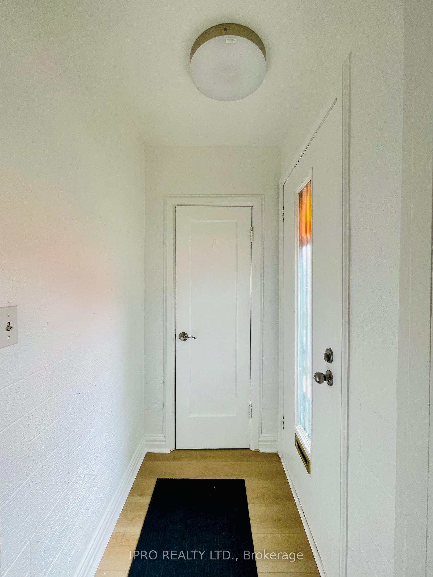 Photo 6 of 115 Brucedale Avenue E, Hamilton, Centremount — HOMEH