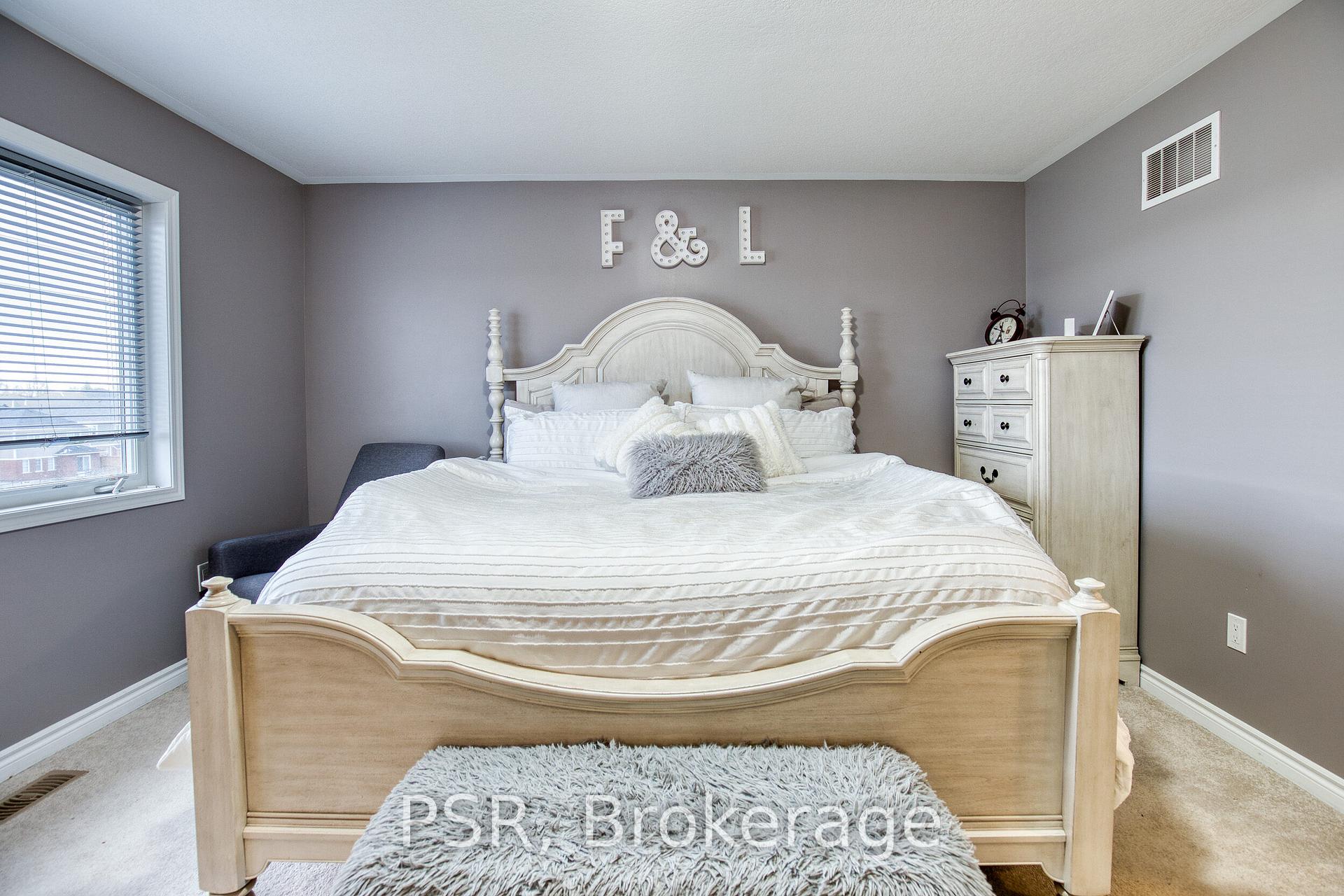 Photo 20 of 120 Watermill Street, Kitchener — HOMEH