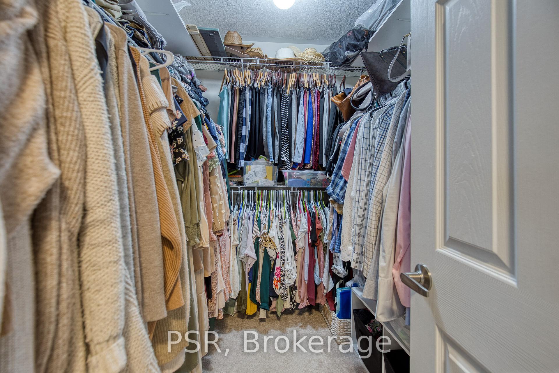 Photo 23 of 120 Watermill Street, Kitchener — HOMEH