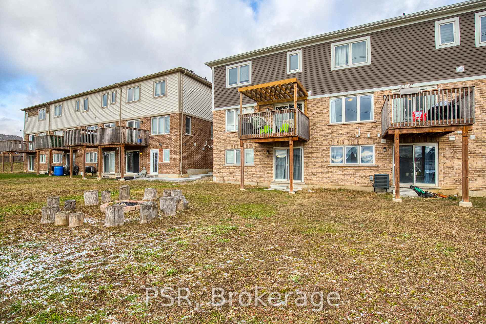 Photo 31 of 120 Watermill Street, Kitchener — HOMEH