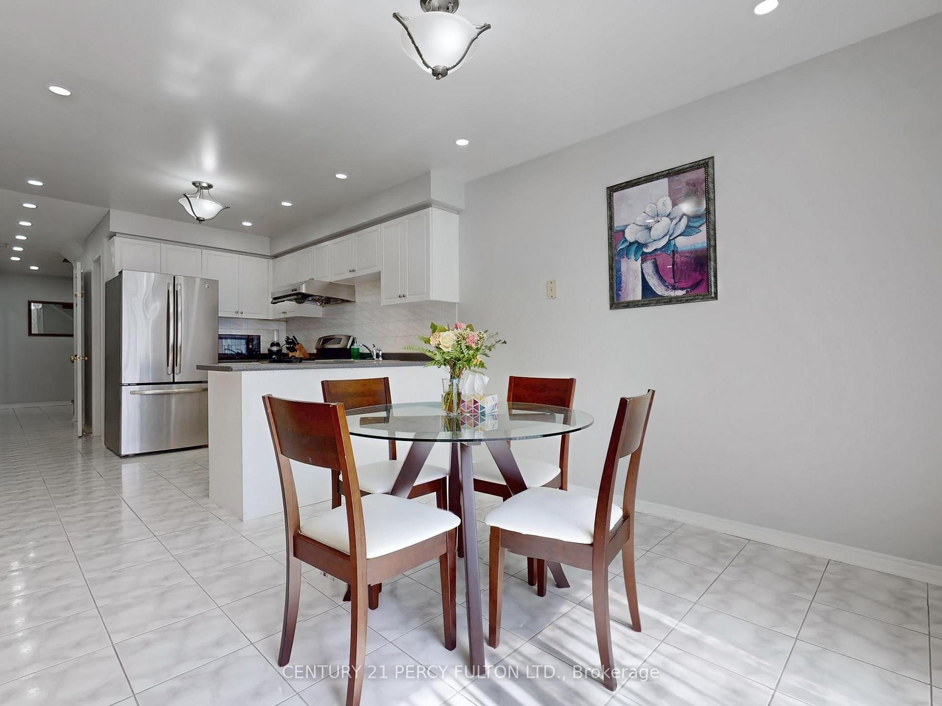 Photo 12 of 177 Sophia Road, Markham, Middlefield — HOMEH