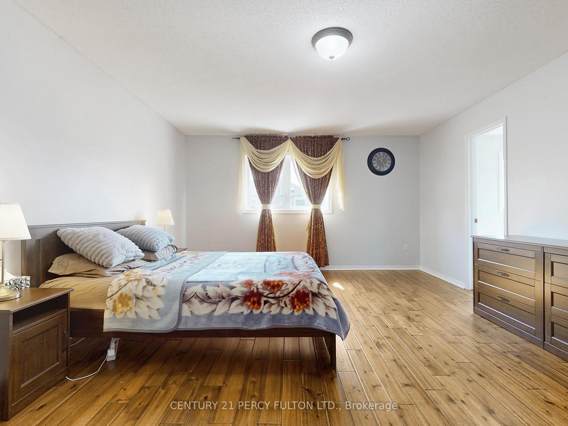 Photo 17 of 177 Sophia Road, Markham, Middlefield — HOMEH