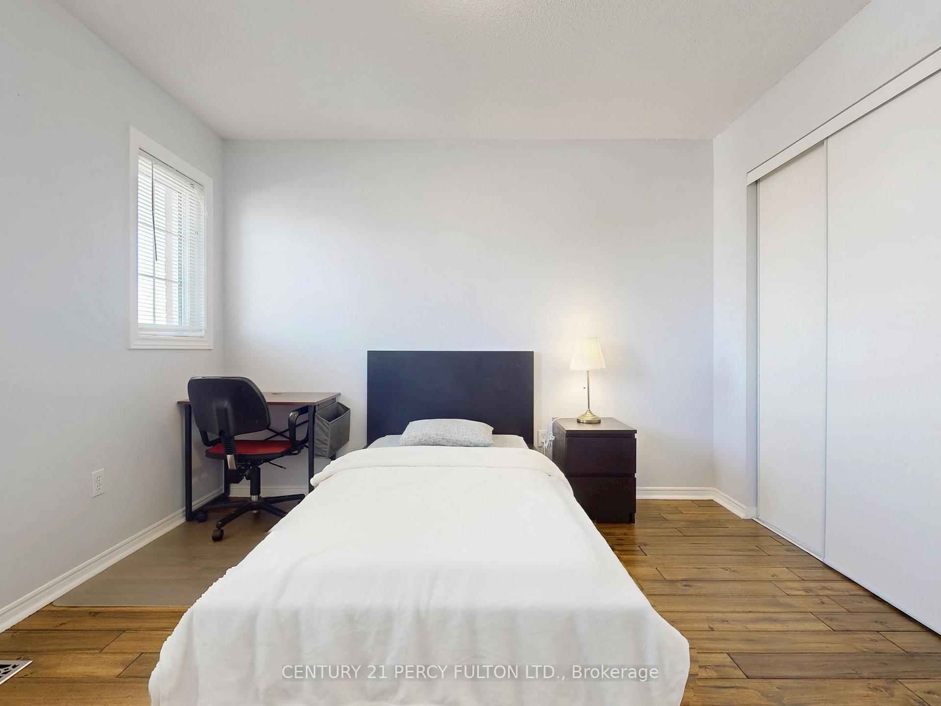 Photo 24 of 177 Sophia Road, Markham, Middlefield — HOMEH