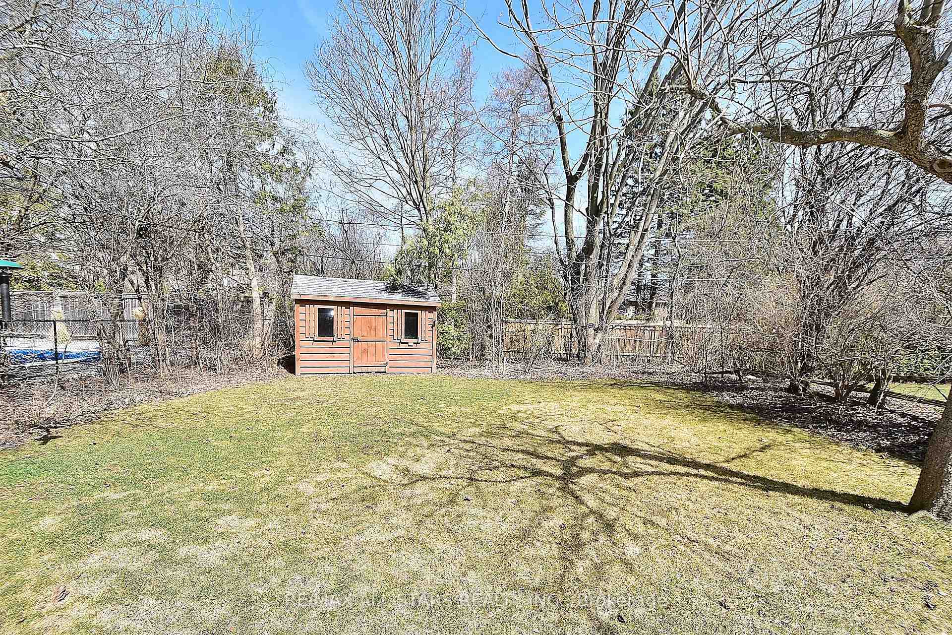 Photo 40 of 125 Fred Varley Drive, Markham, Unionville — HOMEH