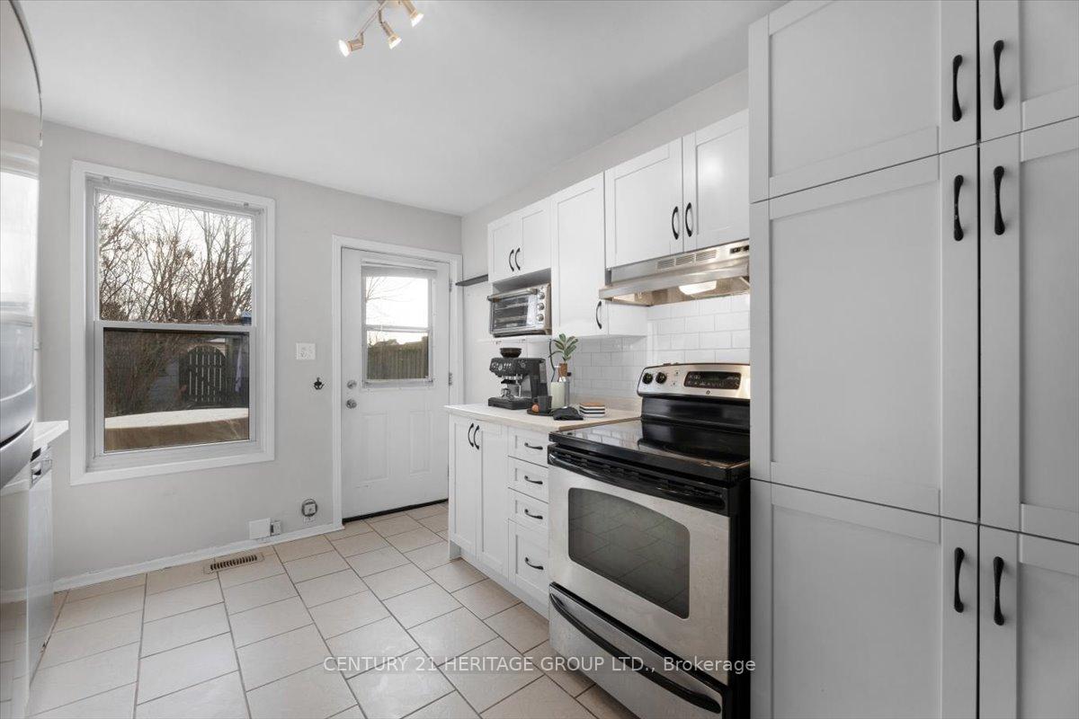 Photo 10 of 546 James Street N, Hamilton, North End — HOMEH