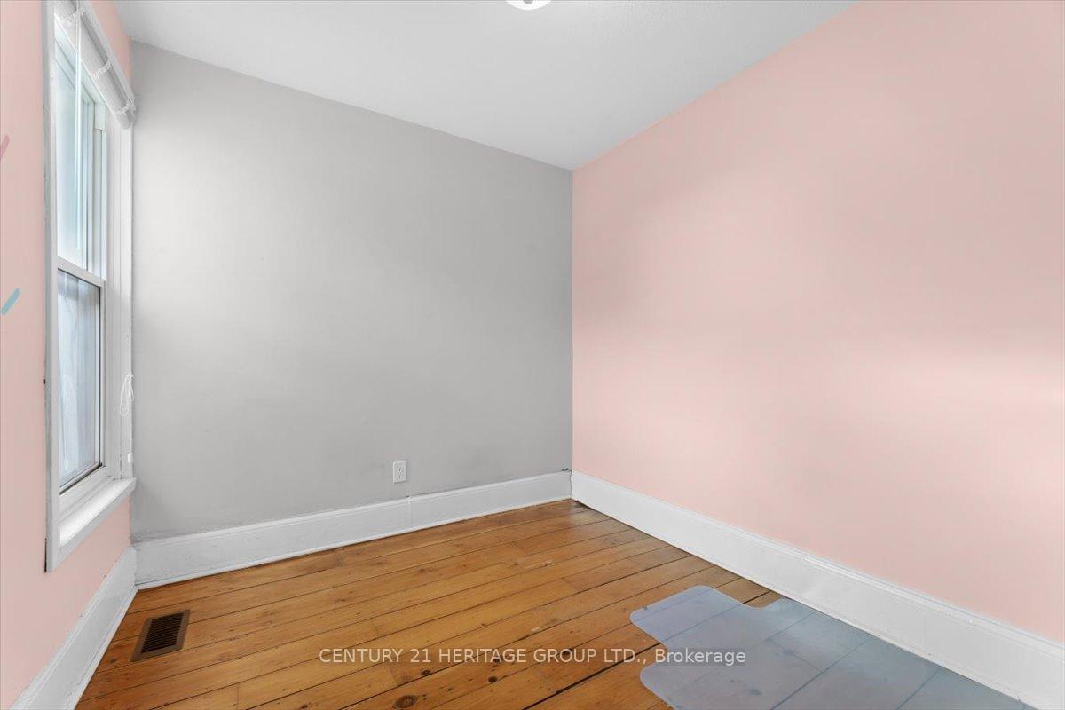 Photo 21 of 546 James Street N, Hamilton, North End — HOMEH