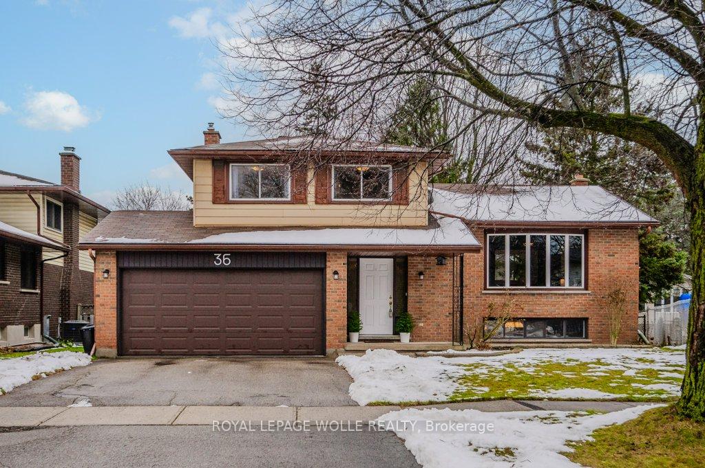 Photo 1 of 36 Colebrook Court, Kitchener — HOMEH