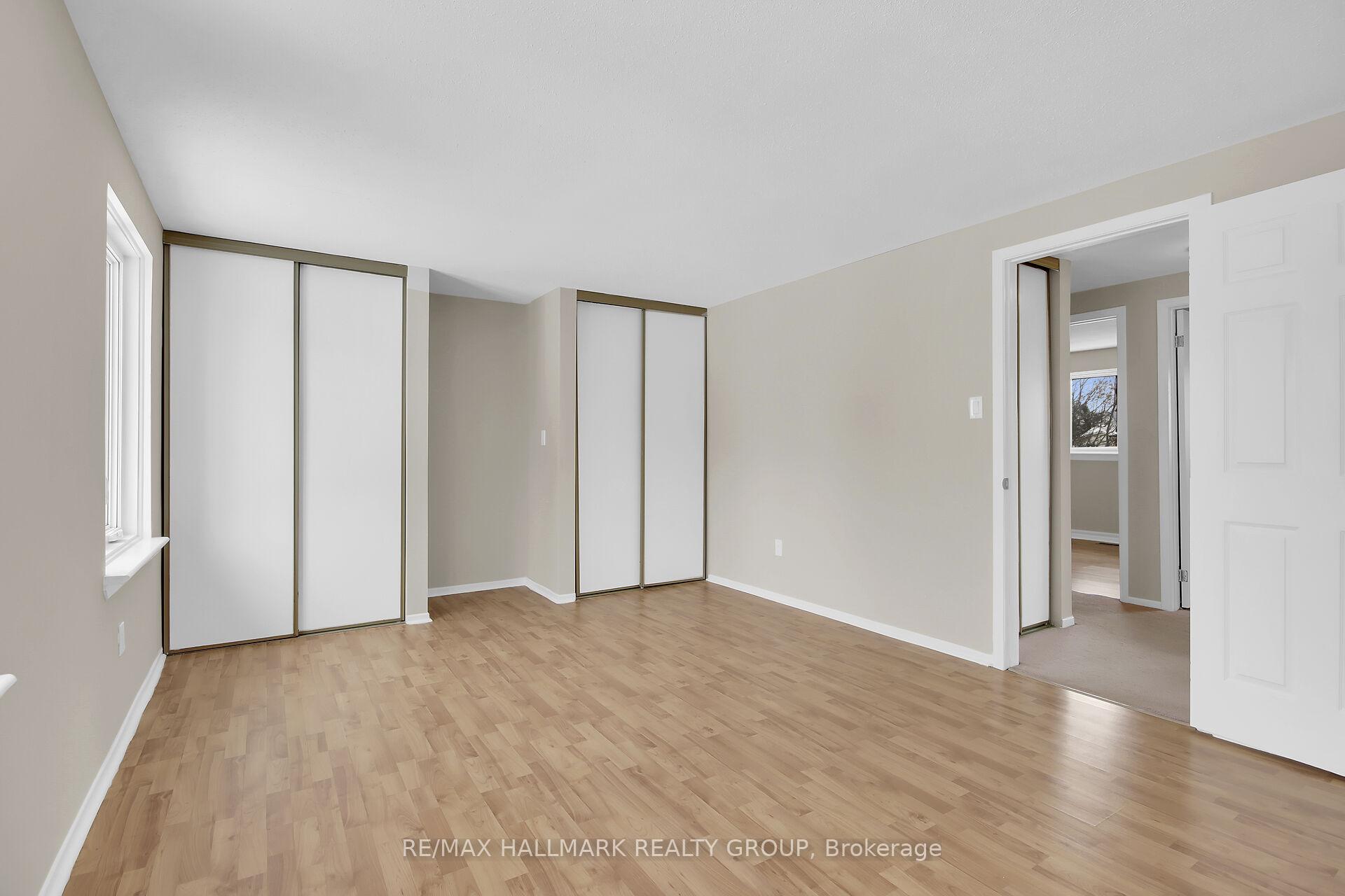 Photo 19 of 30 Seabrooke Drive, Ottawa, Kanata - Glencairn/Hazeldean — HOMEH