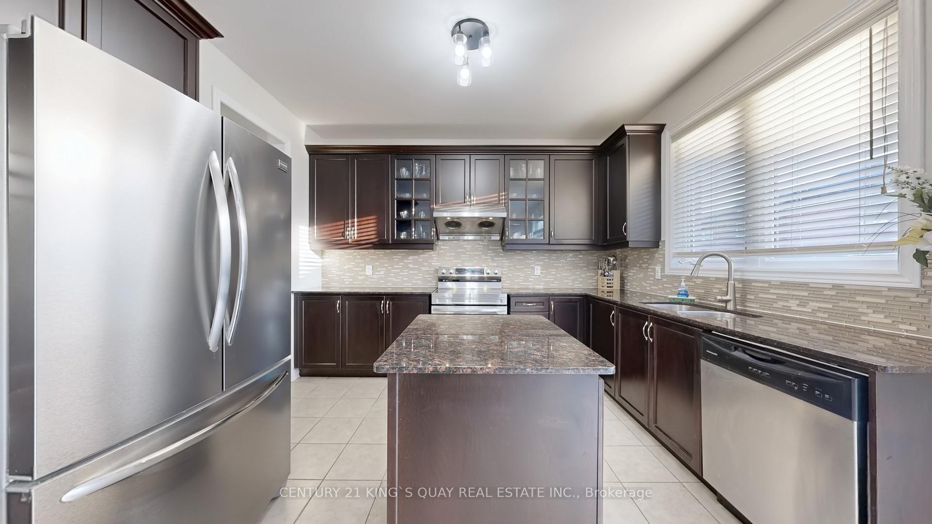 Photo 15 of 22 Maybreeze Road, Markham, Greensborough — HOMEH