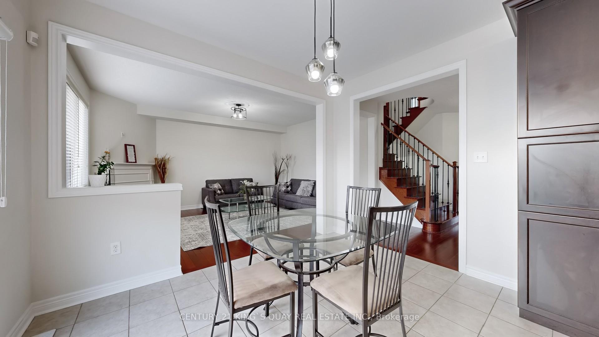 Photo 18 of 22 Maybreeze Road, Markham, Greensborough — HOMEH