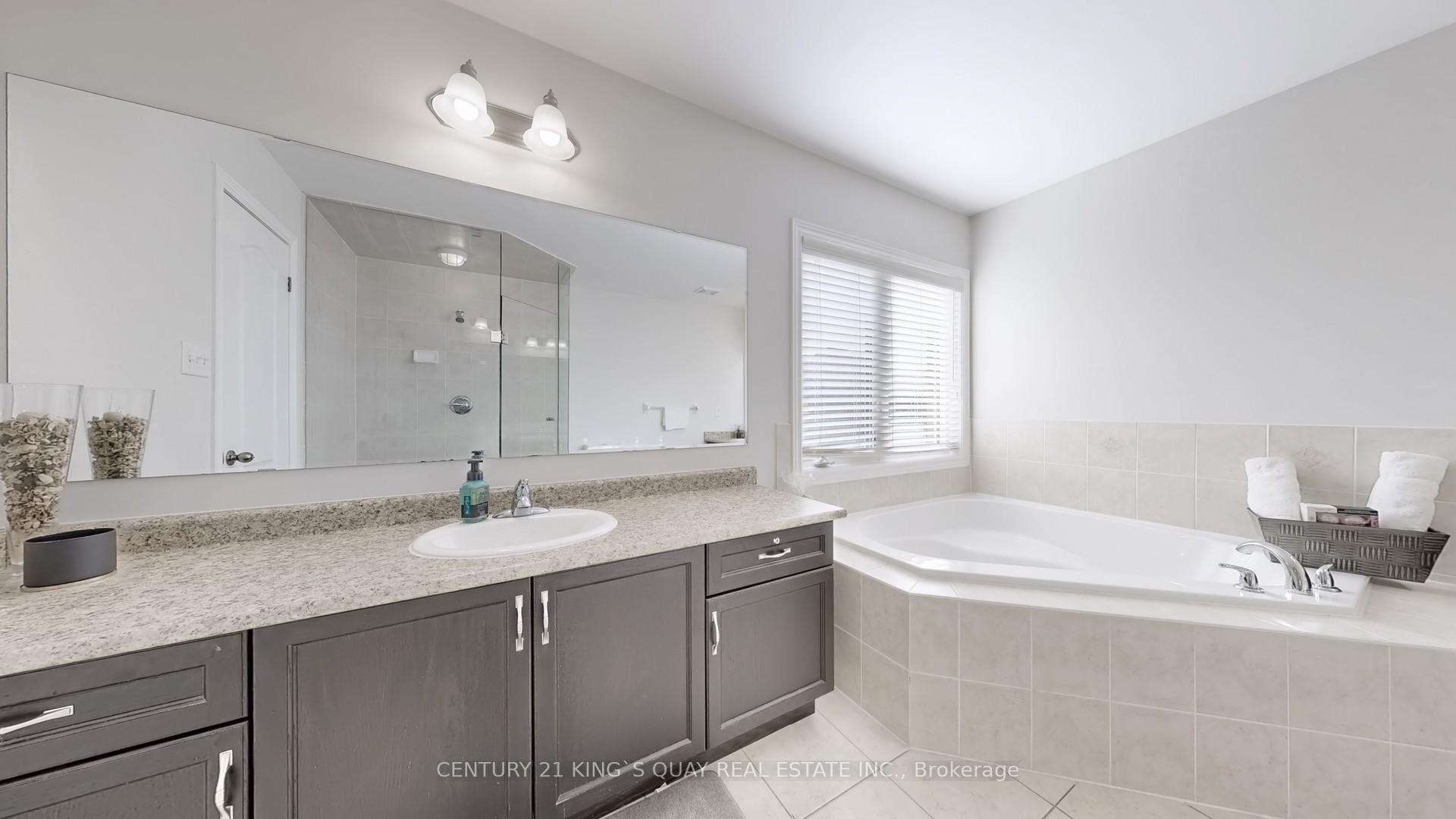 Photo 24 of 22 Maybreeze Road, Markham, Greensborough — HOMEH