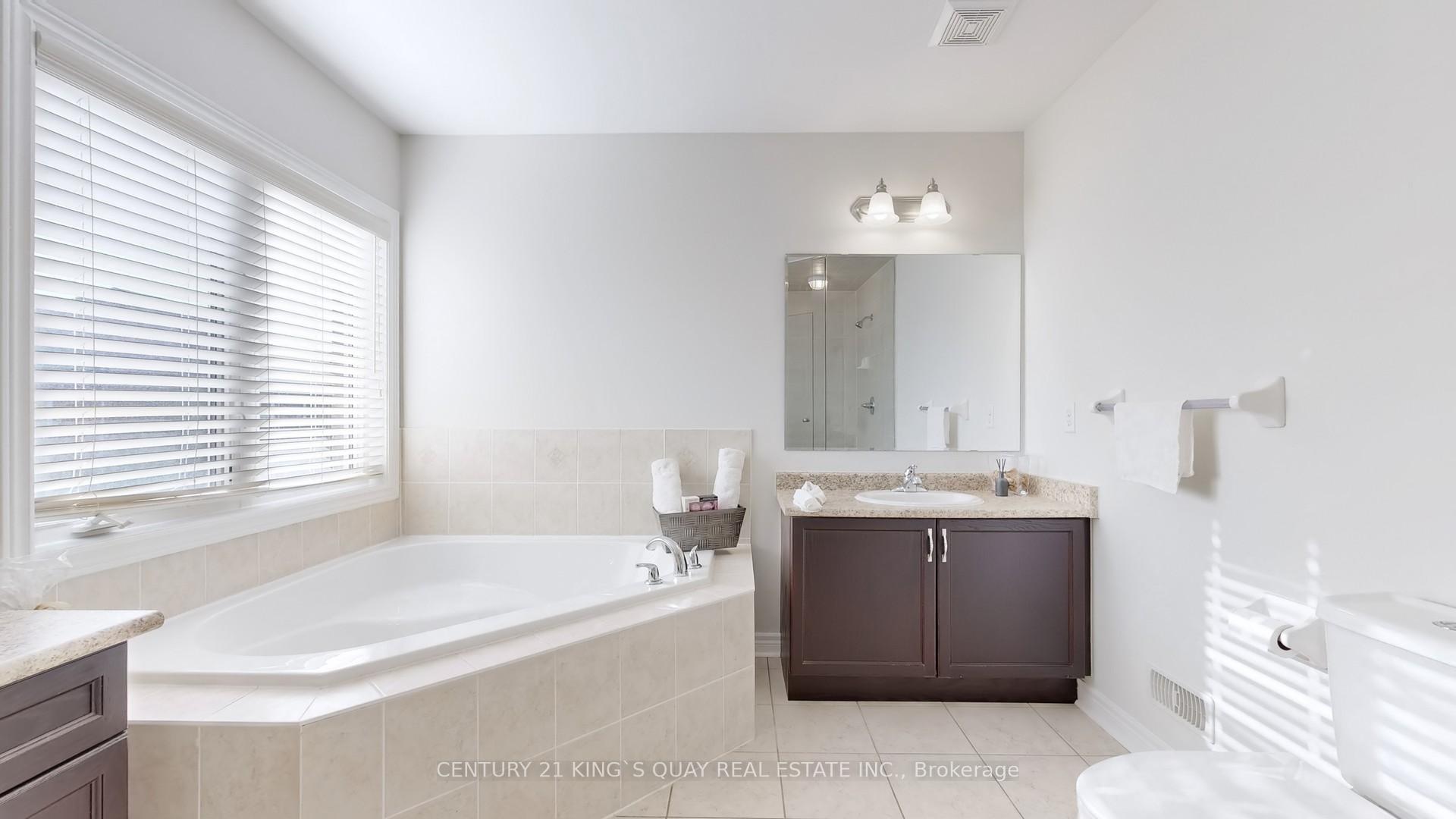 Photo 26 of 22 Maybreeze Road, Markham, Greensborough — HOMEH