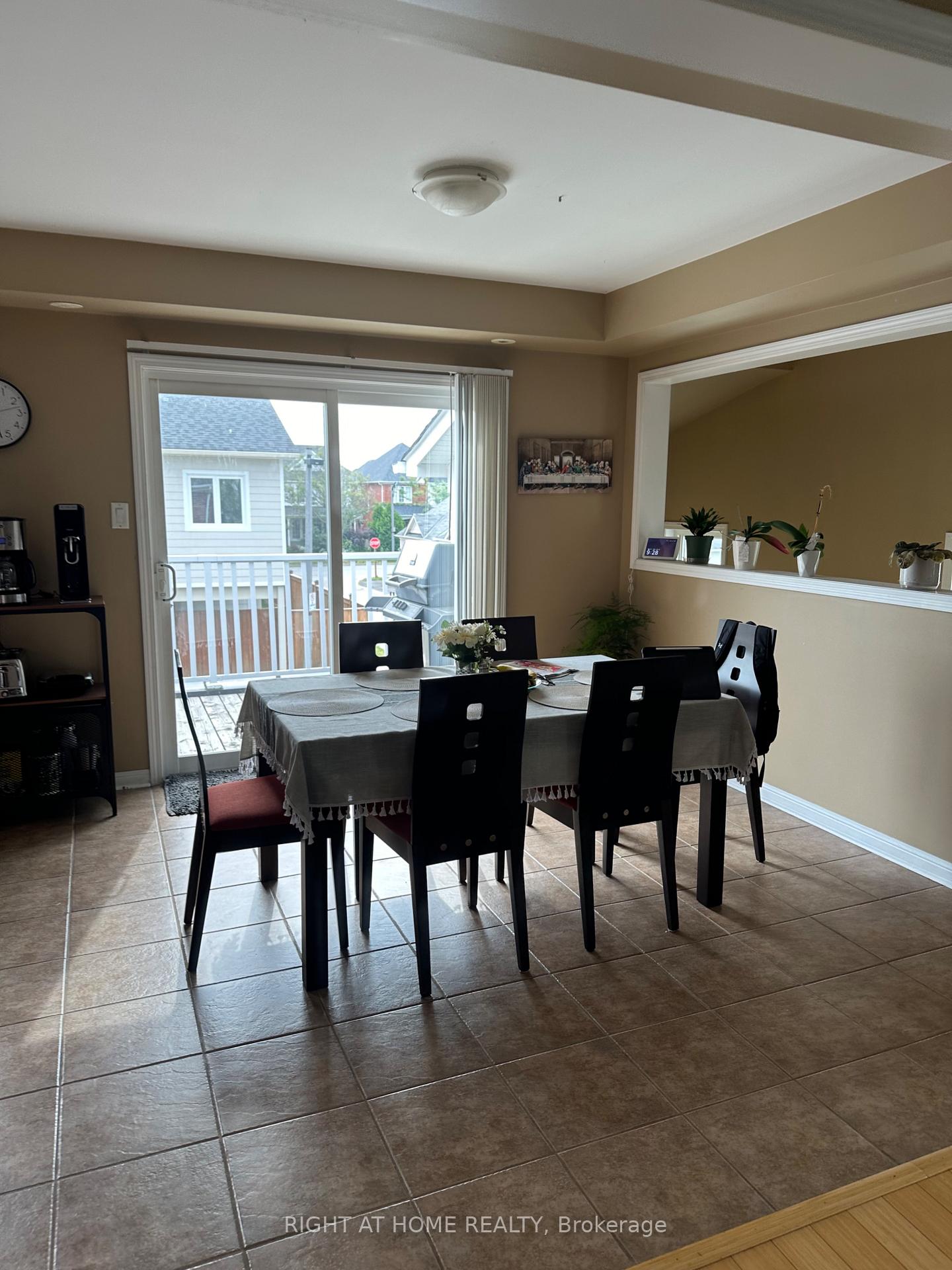 Photo 5 of 2740 Bur Oak Avenue, Markham, Cornell — HOMEH