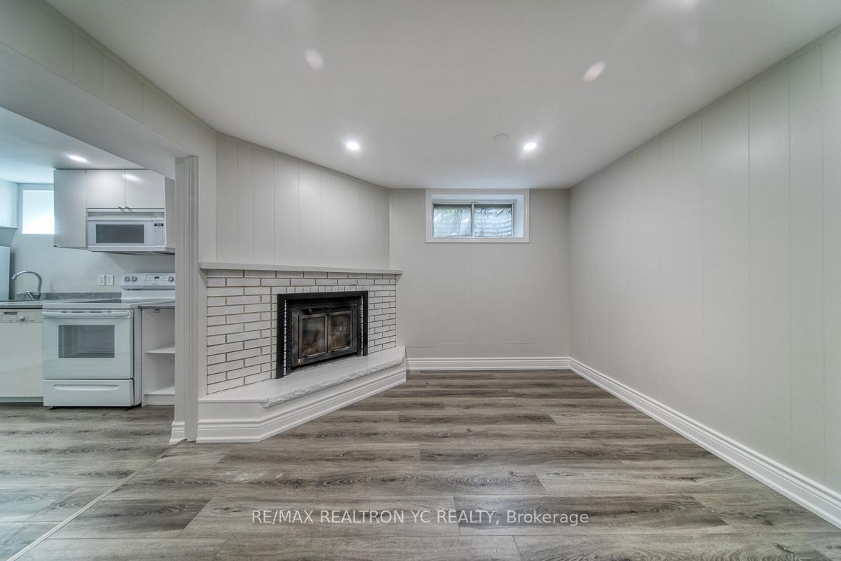 Photo 3 of Unit Bsmt, 69 Meadowview Avenue, Markham, Grandview — HOMEH