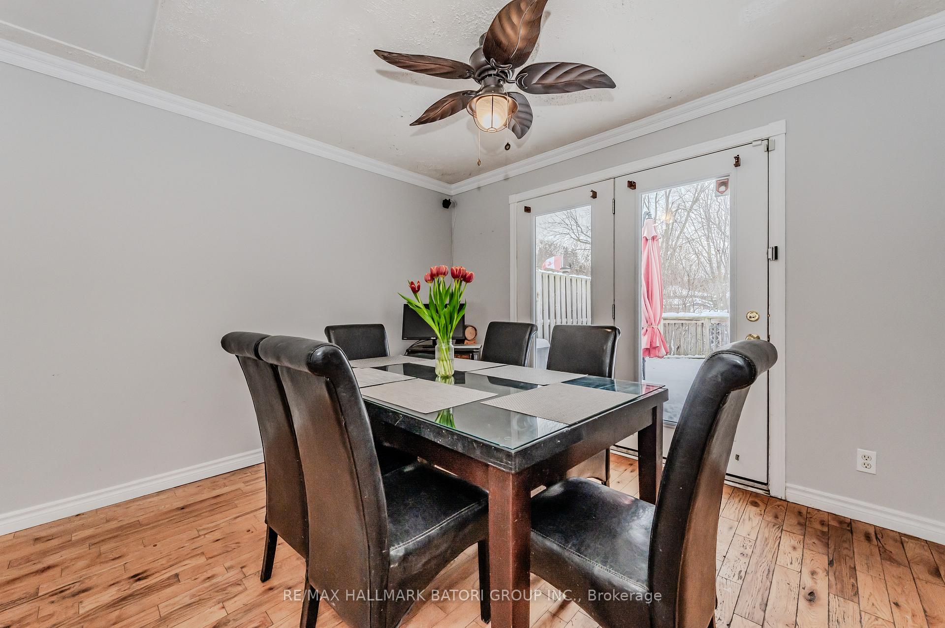 Photo 5 of 206 Shelley Drive, Kitchener — HOMEH