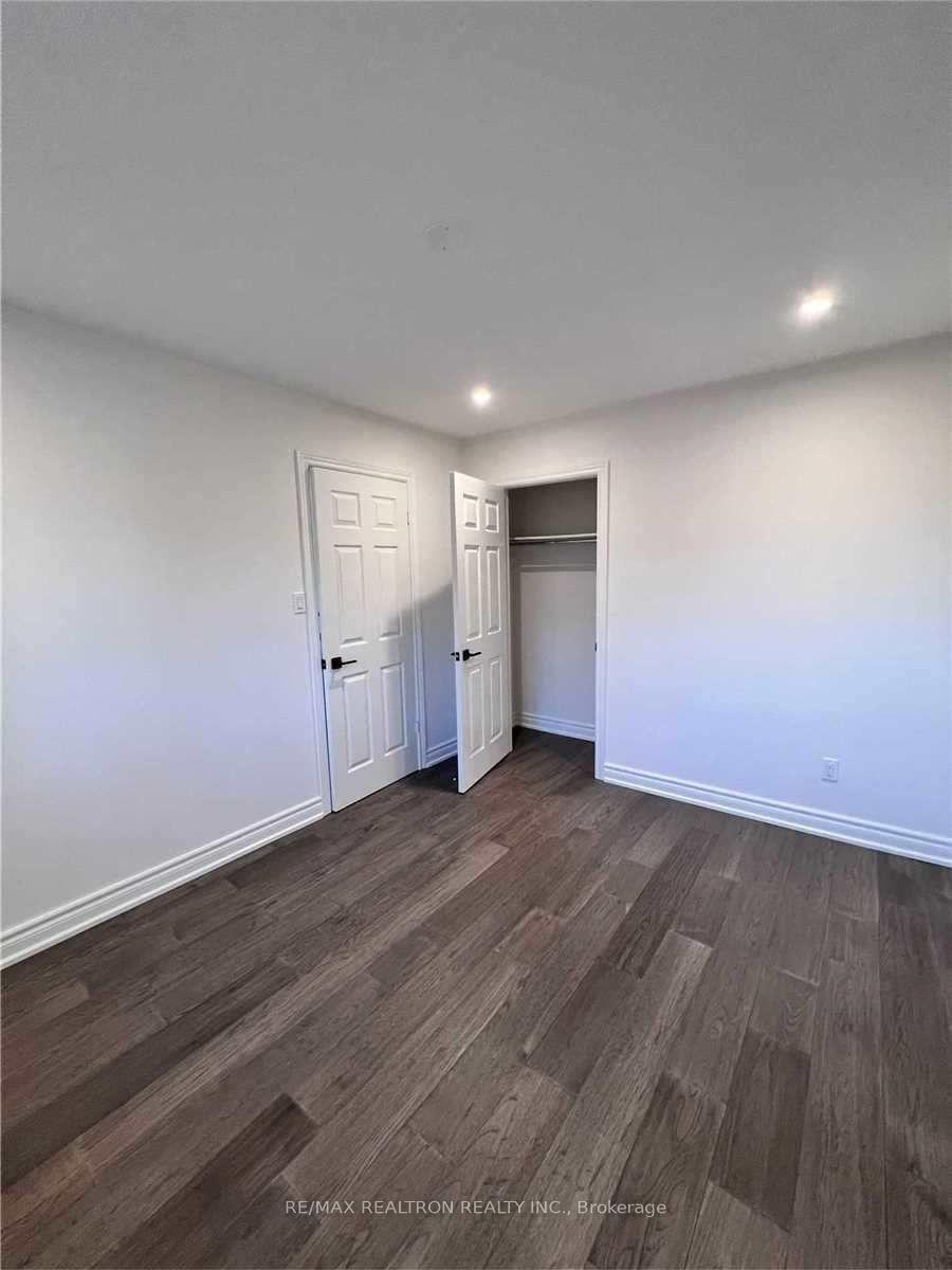 Photo 19 of 53 Fenwick Crescent, Markham, Unionville — HOMEH