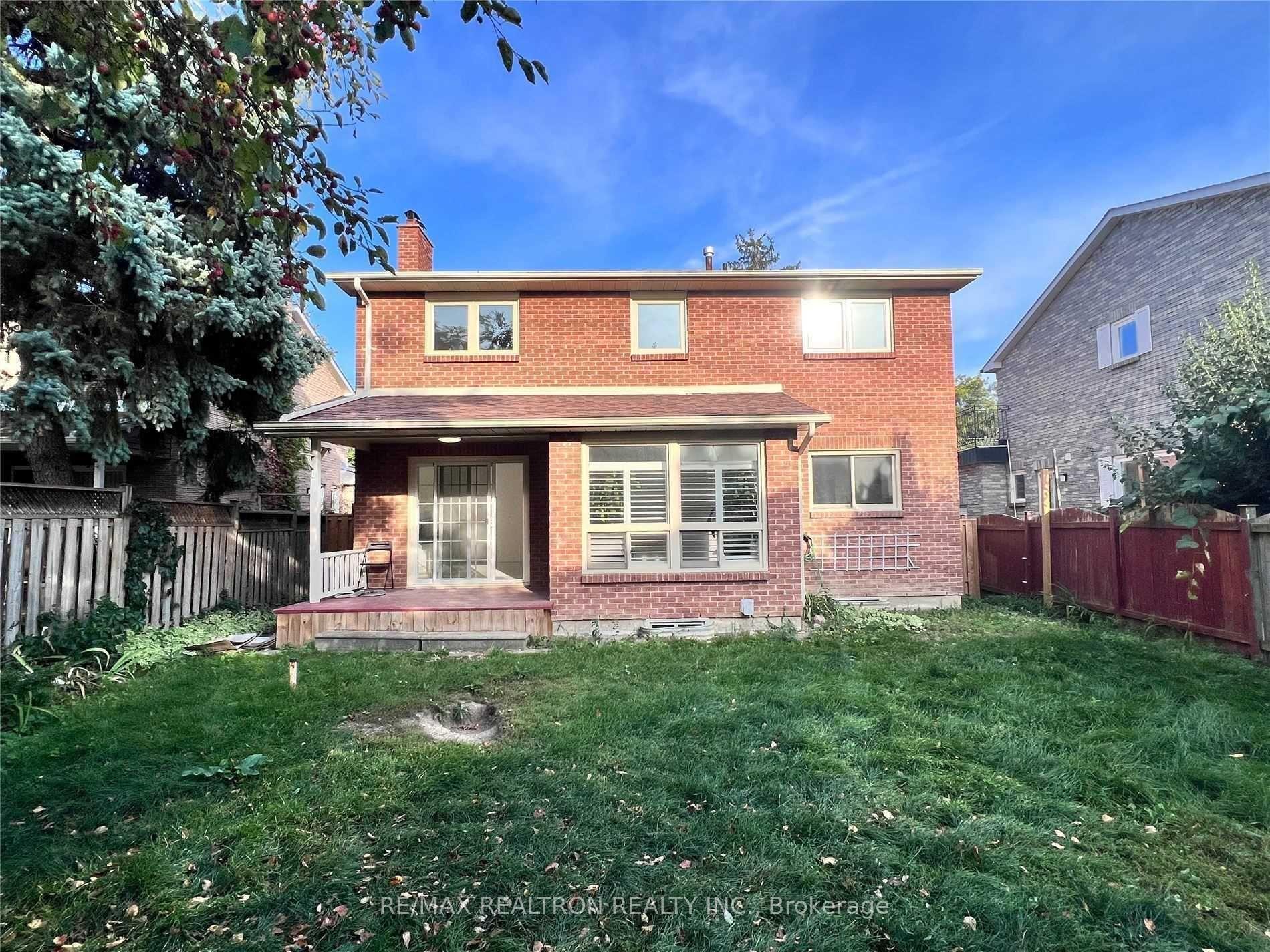 Photo 27 of 53 Fenwick Crescent, Markham, Unionville — HOMEH