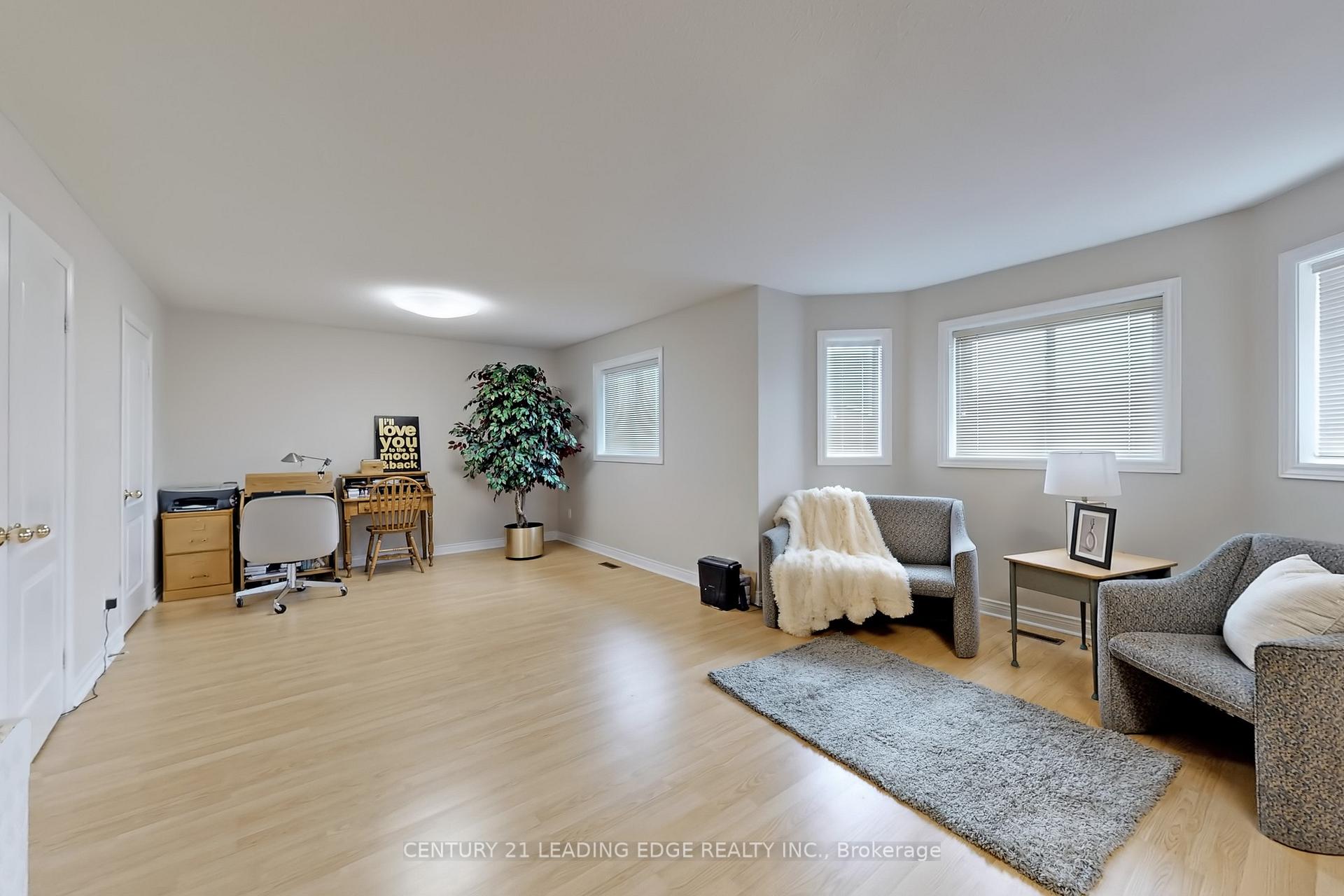 Photo 27 of 77 Song Bird Drive, Markham, Rouge Fairways — HOMEH
