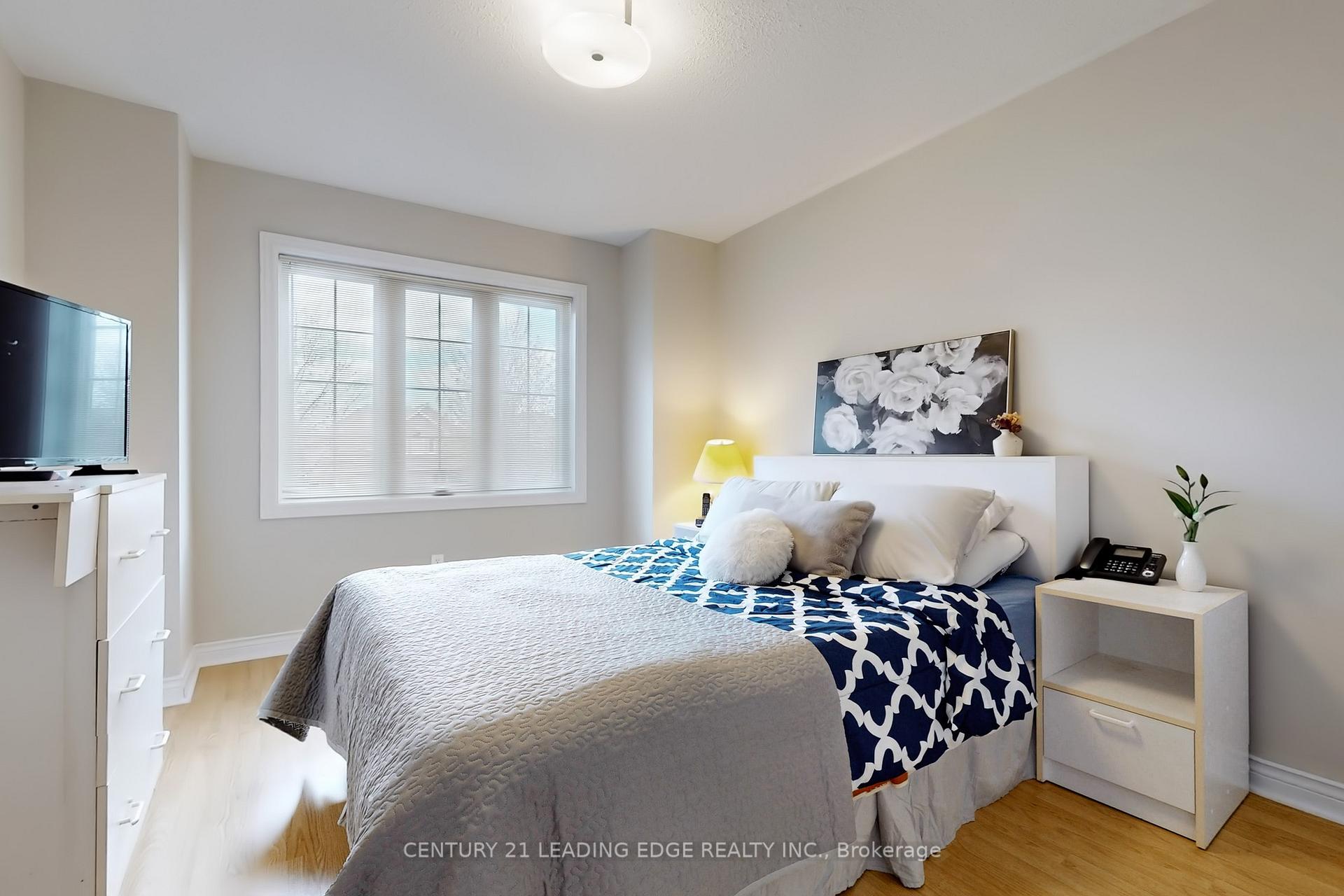 Photo 34 of 77 Song Bird Drive, Markham, Rouge Fairways — HOMEH