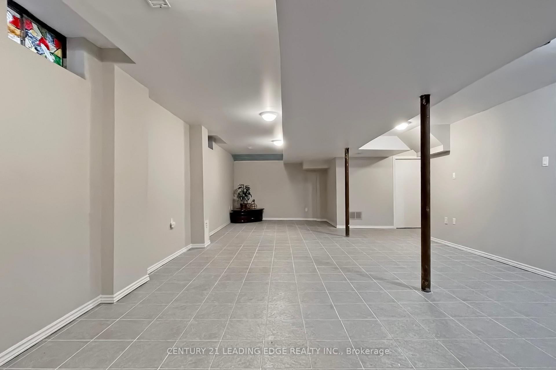 Photo 39 of 77 Song Bird Drive, Markham, Rouge Fairways — HOMEH