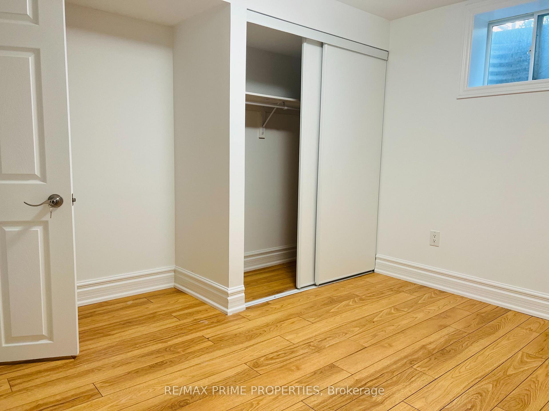 Photo 7 of 19 Dundee Crescent, Markham, Village Green-South Unionville — HOMEH