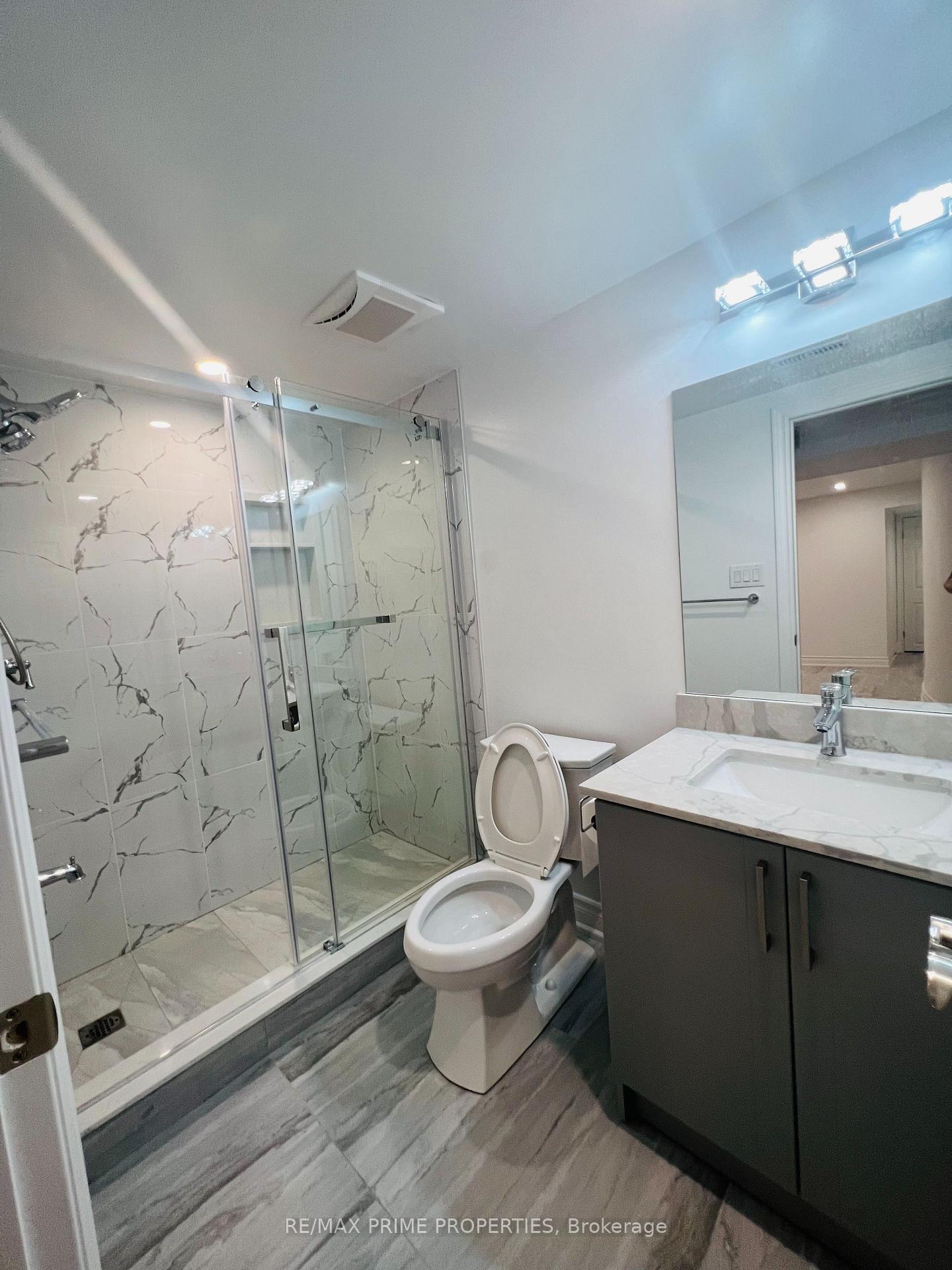 Photo 11 of 19 Dundee Crescent, Markham, Village Green-South Unionville — HOMEH