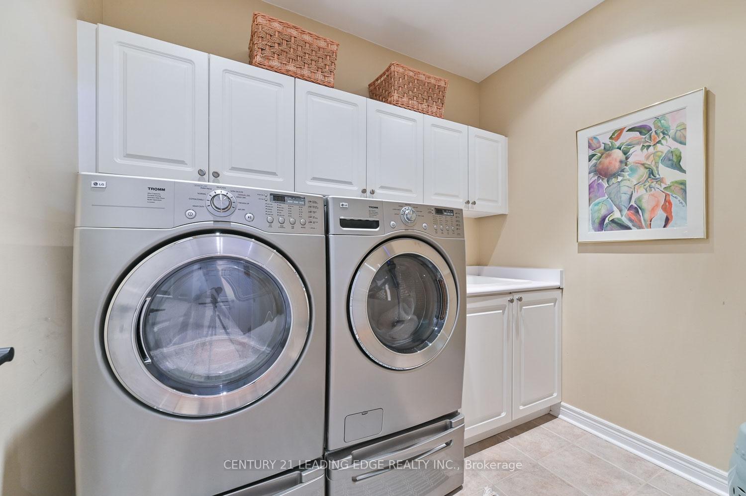 Photo 3 of 25 Evaridge Drive, Markham, Cornell — HOMEH
