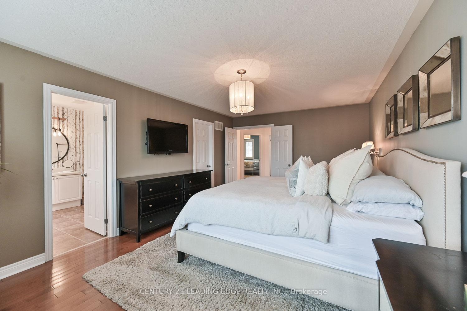 Photo 8 of 25 Evaridge Drive, Markham, Cornell — HOMEH