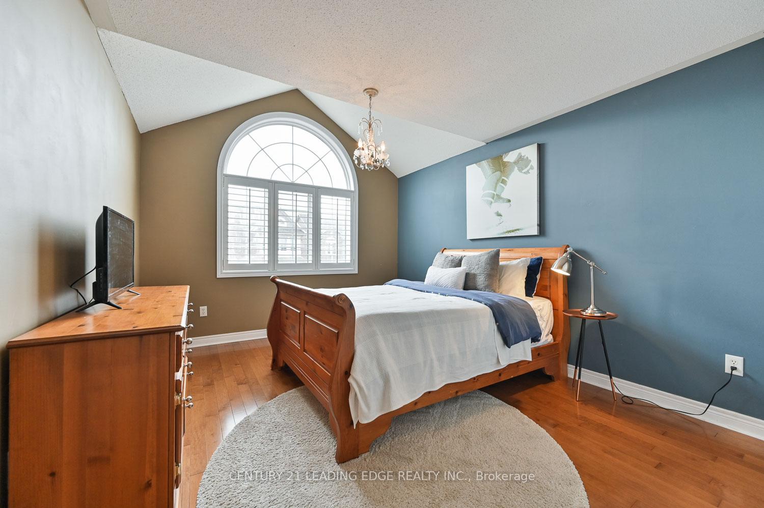 Photo 12 of 25 Evaridge Drive, Markham, Cornell — HOMEH