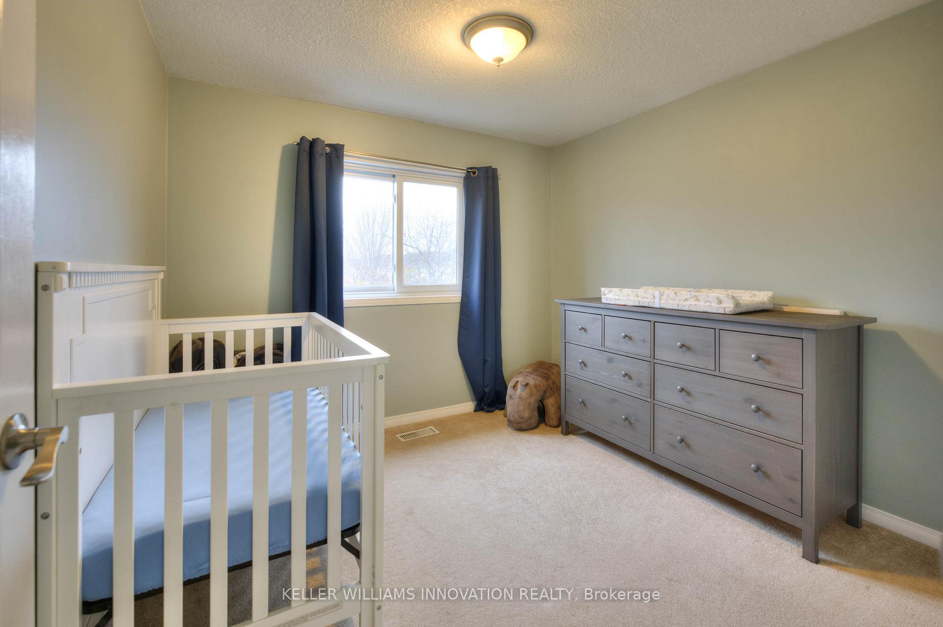 Photo 13 of 167 Pine Martin Crescent, Kitchener — HOMEH