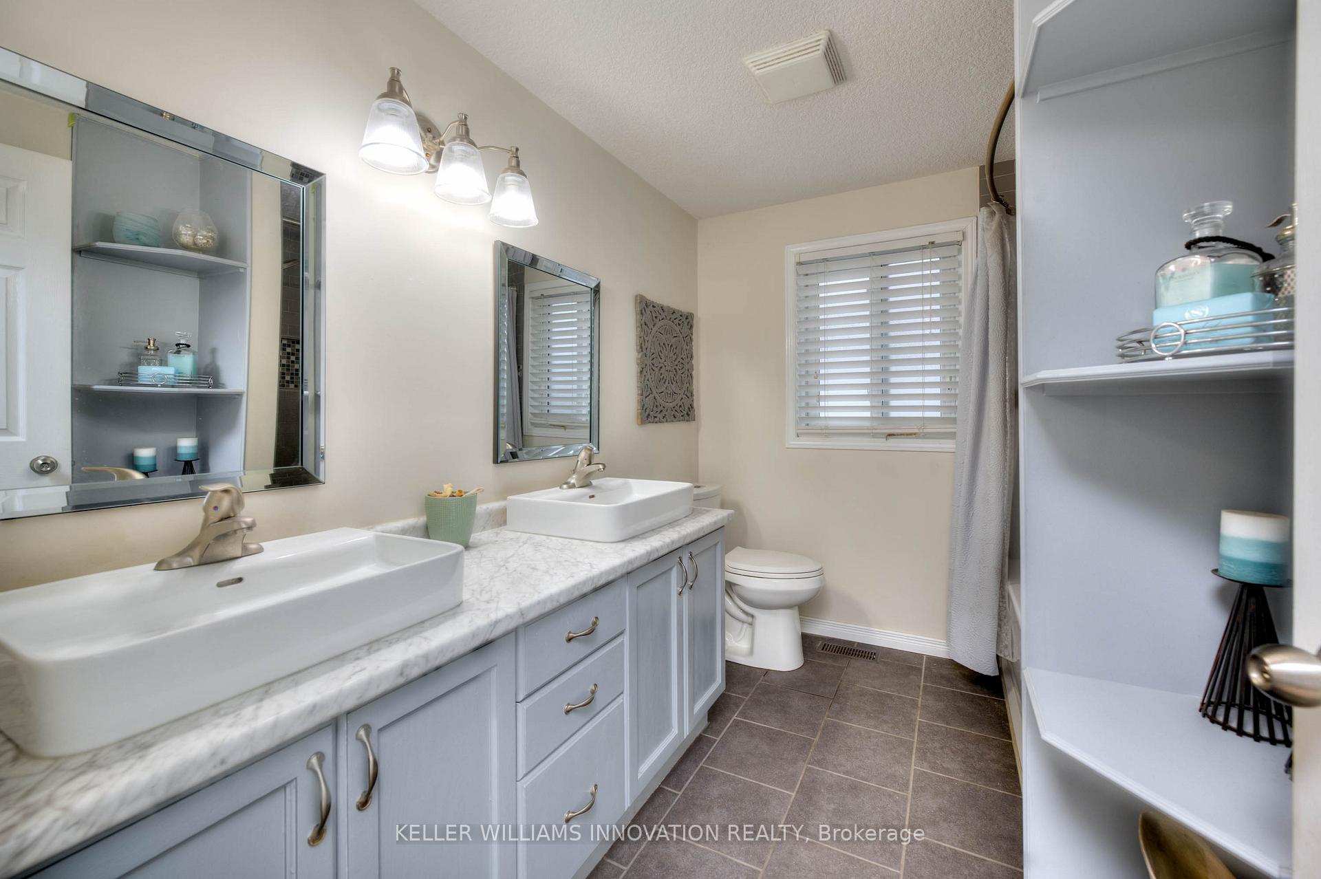 Photo 15 of 167 Pine Martin Crescent, Kitchener — HOMEH