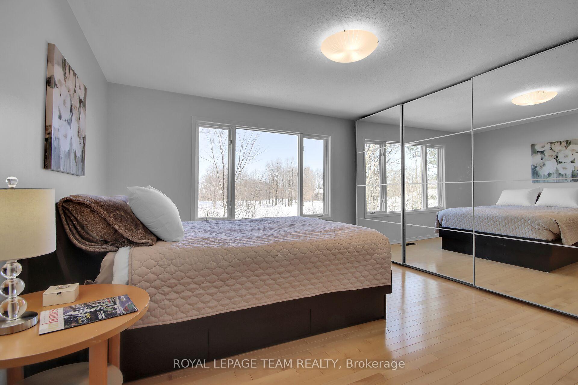 Photo 23 of 52 Sherring Crescent, Ottawa, Kanata - Kanata Lakes/Heritage Hills — HOMEH